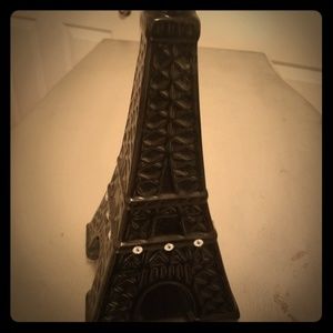 Eiffel Tower bank